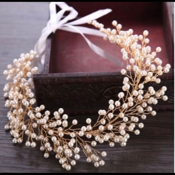 Pearl and gold headband for bride/bridesmaid - Picture 2 of 4